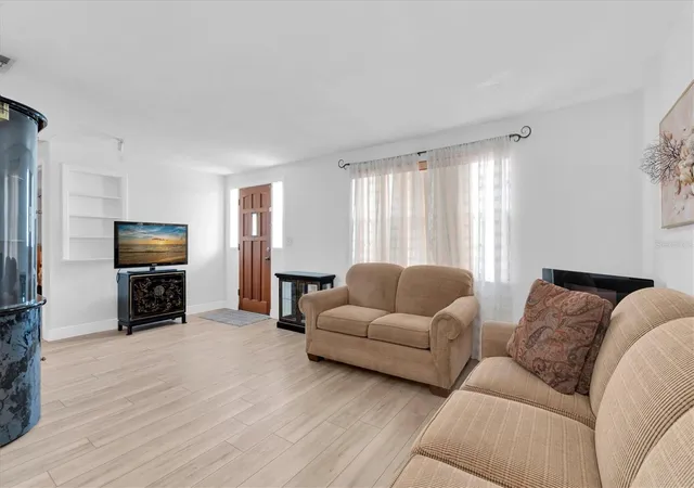 Photo 3 of Single family home for sale at 4223 Moog Rd, Holiday, FL 34691 | MLS# W7890101 | Listing updated on 2026-10-08