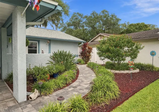 Photo 2 of Single family home for sale at 6841 Circlecreek Dr, Pinellas Park, FL 33781 | MLS# W7890102 | Listing updated on 2026-10-09