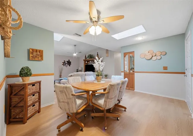 Photo 3 of Single family home for sale at 6841 Circlecreek Dr, Pinellas Park, FL 33781 | MLS# W7890102 | Listing updated on 2026-10-09