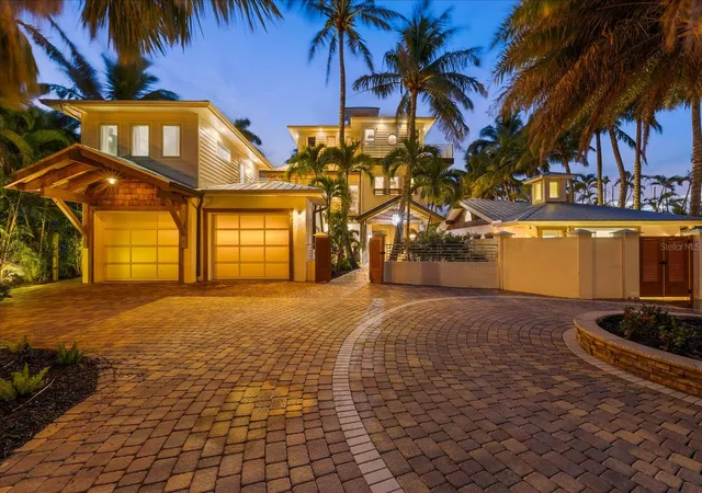 Single family home for sale at 10216 46th Avenue W, BRADENTON, FL 34210 | MLS# A4708557