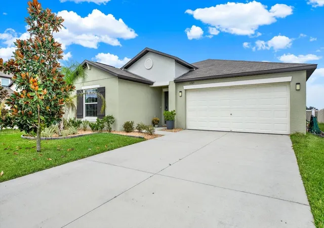 Photo 1 of Single family home for sale at 11205 Linden Depot Rd, San Antonio, FL 33576 | MLS# TB8555118 | Listing updated on 2026-10-09
