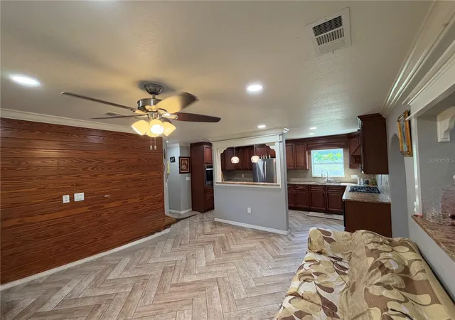 Photo 3 of Single family home for sale at 1881 SE Cherry Dr, Arcadia, FL 34266 | MLS# C7531582 | Listing updated on 2026-10-29