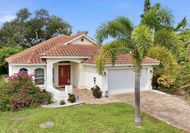 Photo 2 of Single family home for sale at 240 Cougar Way, Rotonda West, FL 33947 | MLS# D6149036 | Listing updated on 2026-10-09