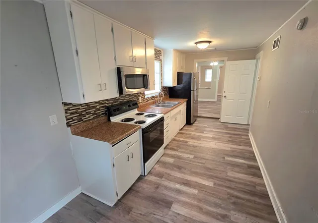 Photo 4 of Single family home for sale at 521 Smith & Union St Lots 53 54, Brooksville, FL 34601 | MLS# W7890104 | Listing updated on 2026-10-06