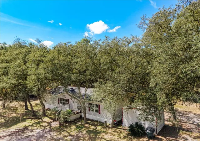 Photo 4 of Manufactured home for sale at 4750 SW 160th Court, Ocala, FL 34481 | MLS# O6447412 | Listing updated on 2026-10-08