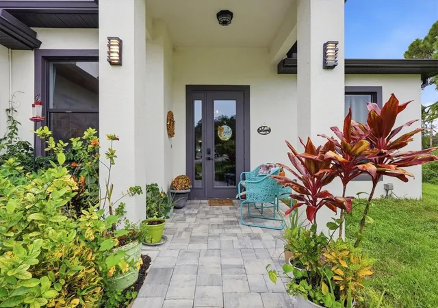 Photo 3 of Single family home for sale at 11961 D Allyon Dr, North Port, FL 34287 | MLS# D6149037 | Listing updated on 2026-10-09