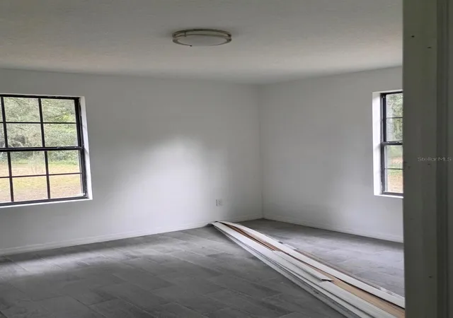 Photo 4 of Single family home for sale at 20160 Southeast 141st St, Umatilla, FL 32784 | MLS# S5158922 | Listing updated on 2026-10-07