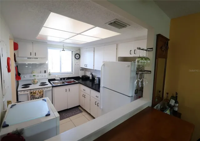 Photo 2 of Condo for sale at 4206 Heron Way #B305, Bradenton, FL 34205 | MLS# A4708566 | Listing updated on 2026-10-07