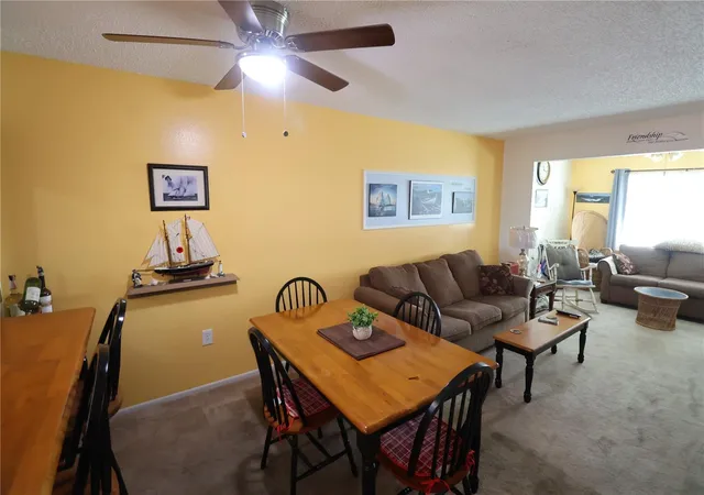 Listing Photo 4 - Condo for sale in building located at 4206 Heron Wy, BRADENTON, FL 34205 - Unit #B305