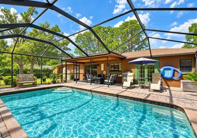 Photo 3 of Single family home for sale at 6916 Copperfield Dr, New Port Richey, FL 34655 | MLS# W7890108 | Listing updated on 2026-10-08