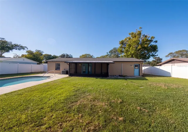 Photo 4 of Single family home for sale at 789 Little Pine Dr, South Daytona, FL 32119 | MLS# O6447424 | Listing updated on 2026-10-09