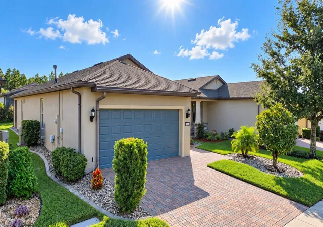 Photo 3 of Single family home for sale at 1032 Salamanca Pl, Davenport, FL 33837 | MLS# S5158924 | Listing updated on 2026-10-11