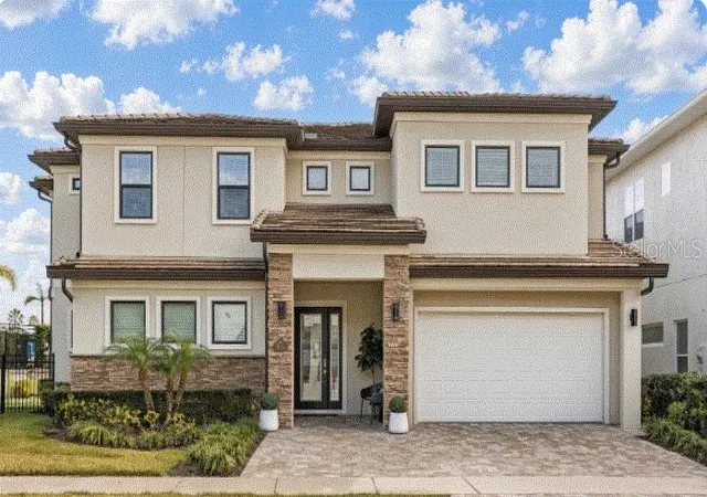 Photo 2 of Single family home for sale at 955 Jack Nicklaus Ct, Kissimmee, FL 34747 | MLS# O6447431 | Listing updated on 2026-10-11