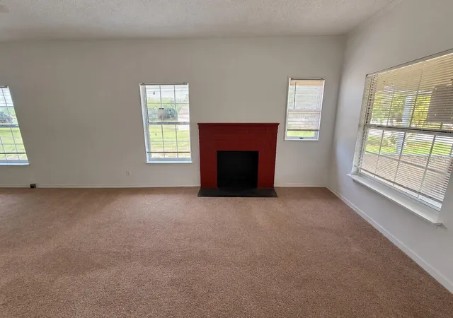 Photo 3 of Single family home for sale at 842 Avenue N SW, Winter Haven, FL 33880 | MLS# TB8555158 | Listing updated on 2026-10-06