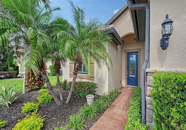 Photo 3 of Single family home for sale at 11174 Sandhill Preserve Dr, Sarasota, FL 34238 | MLS# A4708573 | Listing updated on 2026-10-07