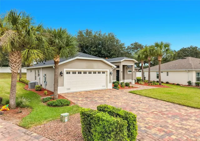 Photo 2 of Single family home for sale at 10371 Addison Shore Way, Oxford, FL 34484 | MLS# G5118677 | Listing updated on 2026-10-07