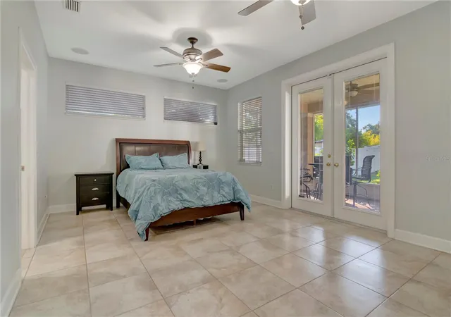 Photo 3 of Single family home for sale at 3816 W Estrella St, Tampa, FL 33629 | MLS# TB8555174 | Listing updated on 2026-10-28