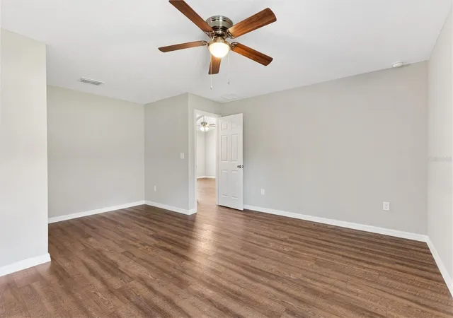 Photo 4 of Single family home for sale at 35 Guava Ter Radl, Ocklawaha, FL 32179 | MLS# G5118679 | Listing updated on 2026-10-09