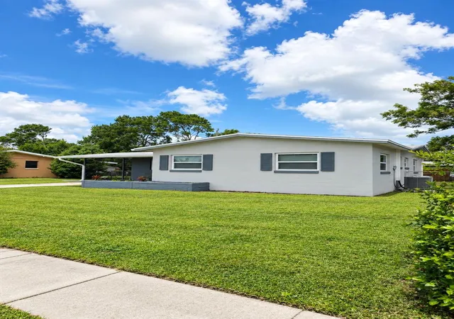 Photo 2 of Single family home for sale at 1420 Thomas St, Titusville, FL 32780 | MLS# O6447451 | Listing updated on 2026-10-06