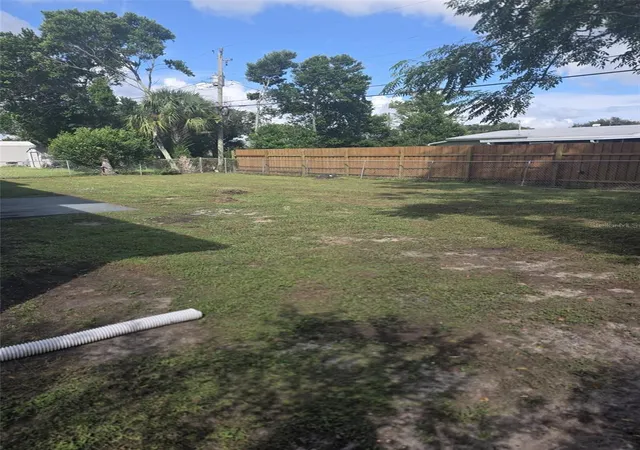 Photo 3 of Single family home for sale at 1420 Thomas St, Titusville, FL 32780 | MLS# O6447451 | Listing updated on 2026-10-06