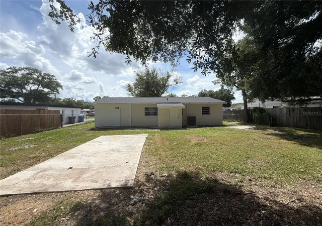 Photo 4 of Single family home for sale at 7916 Endive Ave, Tampa, FL 33619 | MLS# O6447458 | Listing updated on 2026-10-06