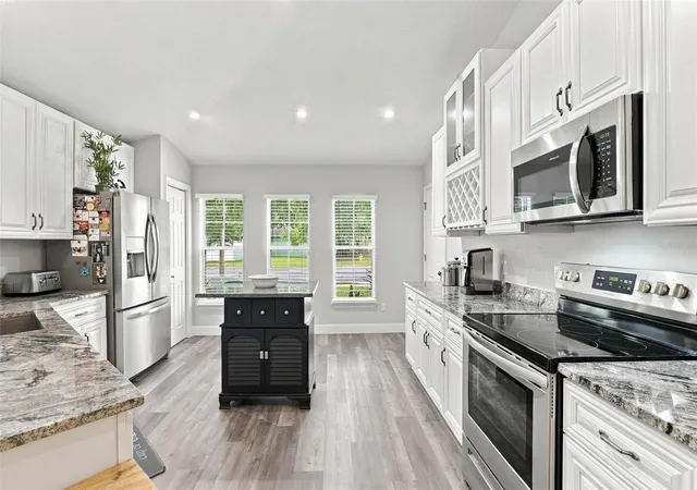 Photo 1 of Single family home for sale at 430 Deanna Cir, Deland, FL 32724 | MLS# V4951667 | Listing updated on 2026-10-08