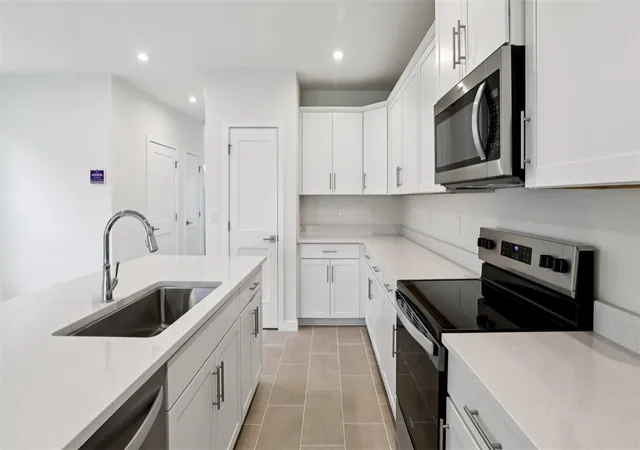 Photo 2 of Single family home for sale at 3286 Cup Dr, Lakeland, FL 33803 | MLS# O6447460 | Listing updated on 2026-10-06