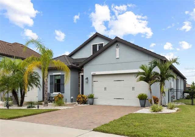 Photo 3 of Single family home for sale at 19908 Cypress Brg Dr, Odessa, FL 33556 | MLS# TB8555193 | Listing updated on 2026-10-06