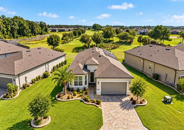 Photo 2 of Single family home for sale at 5481 Sw 92nd Avenue Rd, Ocala, FL 34481 | MLS# OM733494 | Listing updated on 2026-10-08
