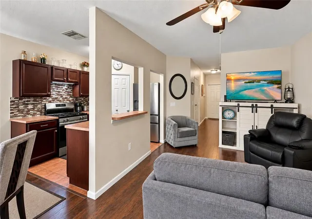 Photo 4 of Townhouse for sale at 14970 Skip Jack Loop, Lakewood Ranch, FL 34202 | MLS# A4708585 | Listing updated on 2026-10-06