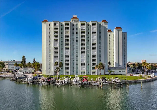 Photo 3 of Condo for sale at 400 64th Avenue #1204, St Pete Beach, FL 33706 | MLS# TB8555195 | Listing updated on 2026-10-06