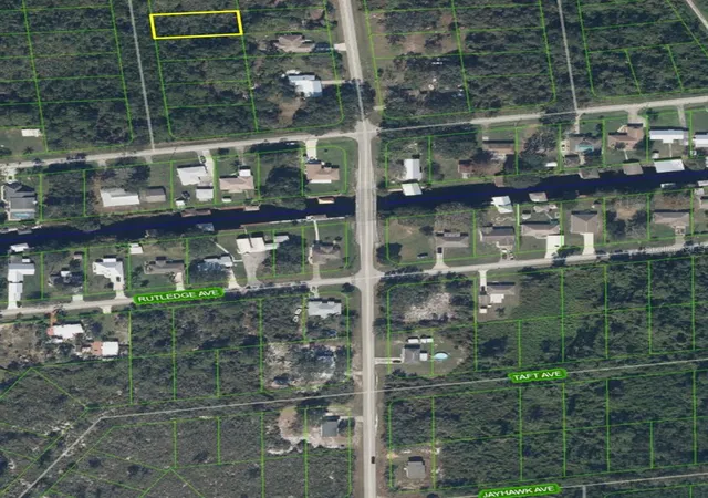 Photo 1 of Land for sale at 641 Mckinley St, Lake Placid, FL 33852 | MLS# O6447467 | Listing updated on 2026-10-06