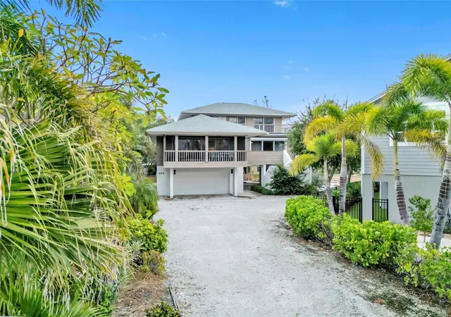 Photo 2 of Single family home for sale at 103 Sunset Ln, Bradenton Beach, FL 34217 | MLS# A4708587 | Listing updated on 2026-10-07