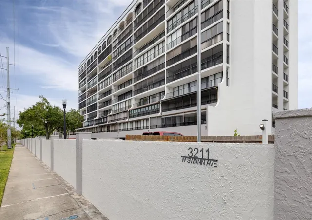 Photo 2 of Condo for sale at 3211 W Swann Ave #410, Tampa, FL 33609 | MLS# TB8555206 | Listing updated on 2026-10-07