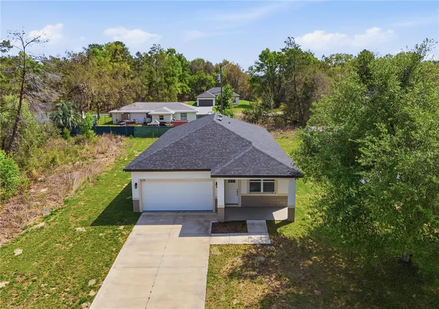 Photo 4 of Single family home for sale at 535 Marion Oaks Ln, Ocala, FL 34473 | MLS# O6447477 | Listing updated on 2026-10-08