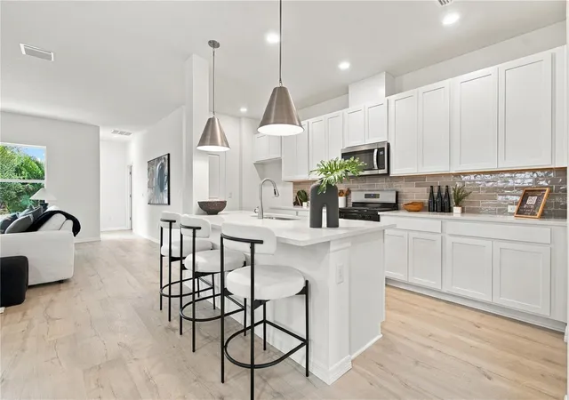 Photo 2 of Single family home for sale at 2770 Soleta View, Odessa, FL 33556 | MLS# TB8555212 | Listing updated on 2026-10-06