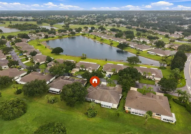 Listing Photo 4 - Condo for sale in building located at 2333 Brookfield Grns Cir, SUN CITY CENTER, FL 33573 - Unit #45