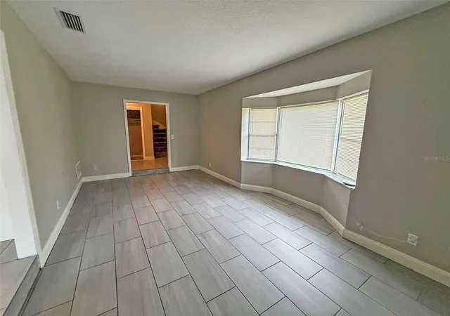 Photo 4 of Single family home for sale at 1231 W 9th Street, Lakeland, FL 33805 | MLS# L4965568 | Listing updated on 2026-10-06