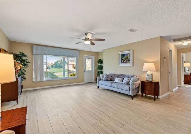 Photo 4 of Single family home for sale at 403 S Pebble Beach Blvd, Sun City Center, FL 33573 | MLS# TB8555218 | Listing updated on 2026-10-10