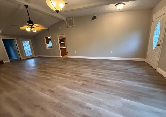Photo 3 of Single family home for sale at 3858 Garnet Dr, Mulberry, FL 33860 | MLS# TB8555224 | Listing updated on 2026-10-07