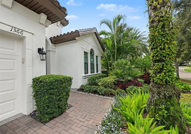 Photo 4 of Single family home for sale at 1366 Via Verdi Dr, Palm Harbor, FL 34683 | MLS# TB8555231 | Listing updated on 2026-10-07