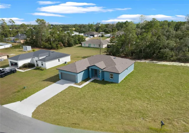 Photo 4 of Single family home for sale at 4850 SW 159th Lane Rd, Ocala, FL 34473 | MLS# O6447495 | Listing updated on 2026-10-07