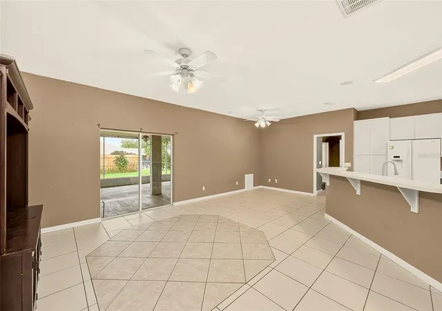 Photo 3 of Single family home for sale at 209 White Cliff Blvd, Auburndale, FL 33823 | MLS# TB8555246 | Listing updated on 2026-10-09