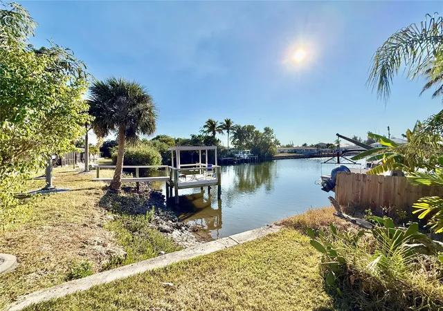 Photo 16 of Multi family home for sale at 3401 Palm Dr, PUNTA GORDA, FL 33950 | MLS# TB8555249 | Listing updated on 2026-10-07
