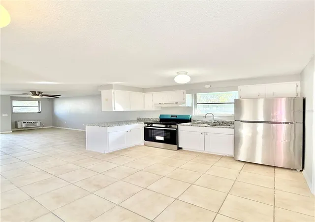 Photo 3 of House for sale at 3401 Palm Dr, Punta Gorda, FL 33950 | MLS# TB8555249 | Listing updated on 2026-10-07