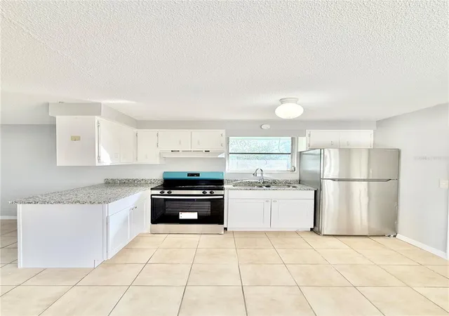 Photo 4 of House for sale at 3401 Palm Dr, Punta Gorda, FL 33950 | MLS# TB8555249 | Listing updated on 2026-10-07