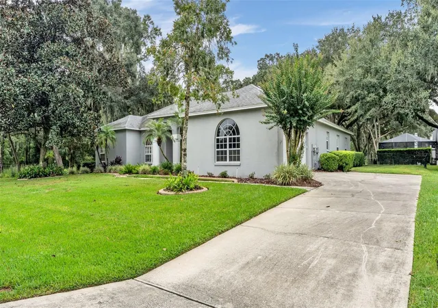 Photo 1 of Single family home for sale at 7265 Millbrook Oaks Dr, Lakeland, FL 33813 | MLS# L4965570 | Listing updated on 2026-10-09