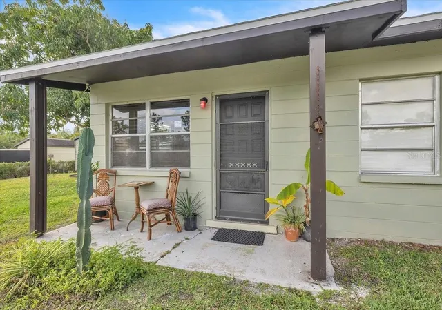 Photo 3 of Single family home for sale at 1437 Coral Ridge Dr, Punta Gorda, FL 33950 | MLS# C7531608 | Listing updated on 2026-10-05