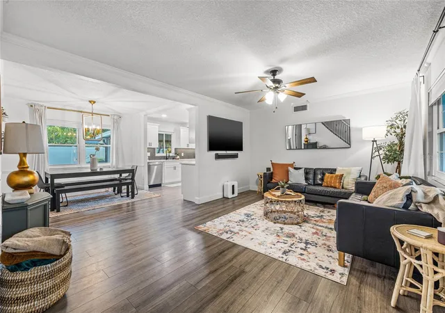 Photo 4 of Single family home for sale at 9270 119th Avenue, Largo, FL 33773 | MLS# TB8555256 | Listing updated on 2026-10-10