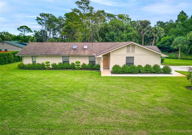 Photo 2 of Single family home for sale at 429 Sweet Bay Ave, New Smyrna Beach, FL 32168 | MLS# NS1089432 | Listing updated on 2026-10-07